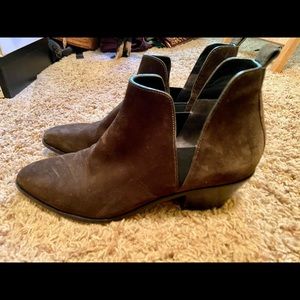 Sigerson Morrison ankle booties